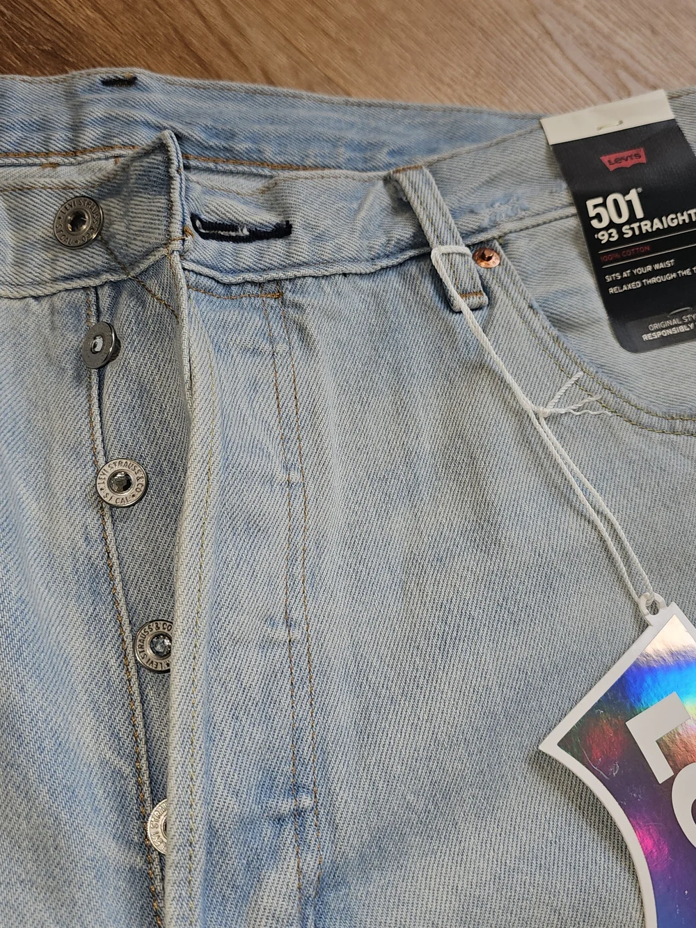 Levi's Light Blue Straight Men's Jeans with Knee Rips